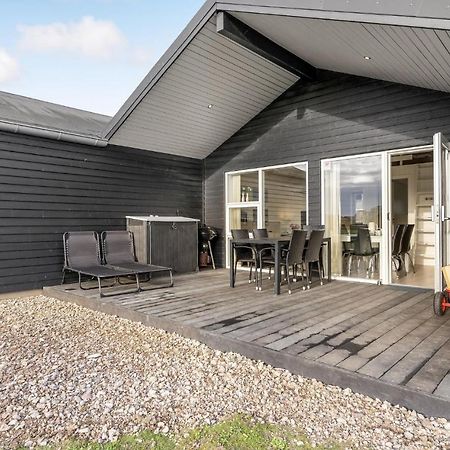 Awesome Home In Ringkobing With Kitchen Søndervig Exterior foto